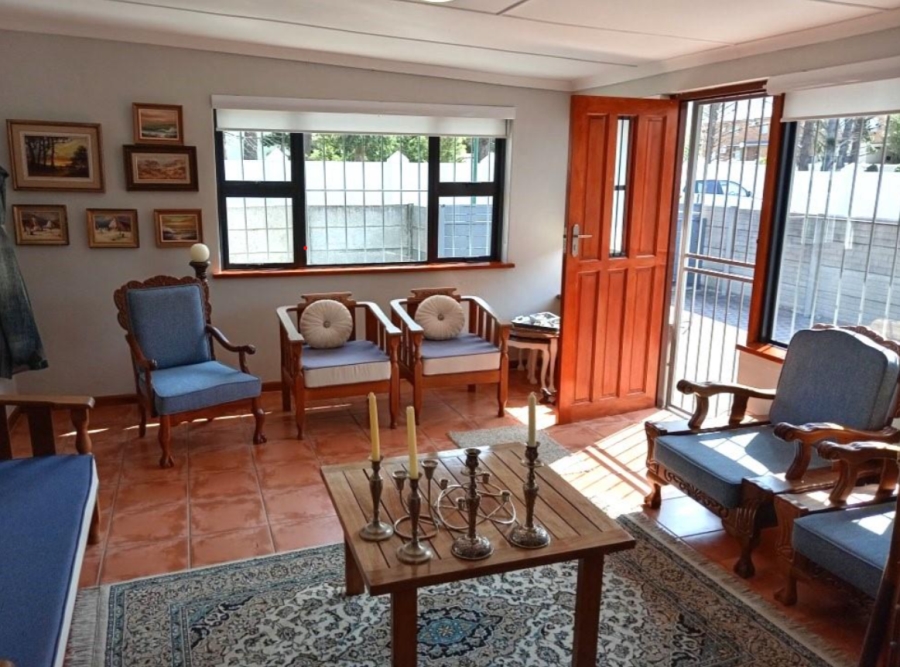 4 Bedroom Property for Sale in Klein Berlyn Western Cape